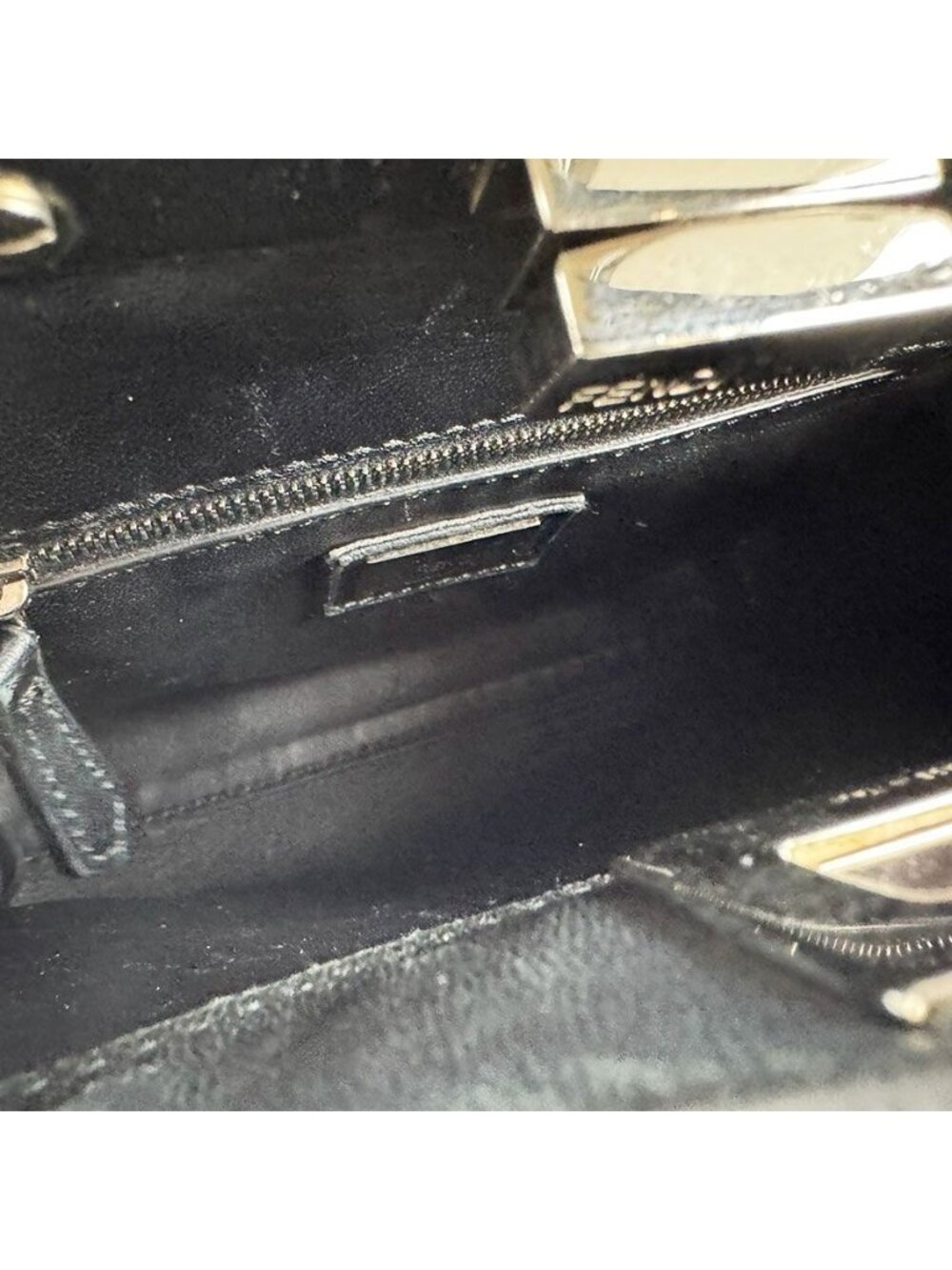 Fendi Shoulder Bag Mini Peekaboo - Picture 5 of 14